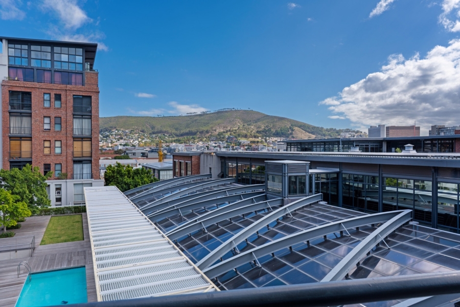 2 Bedroom Property for Sale in Cape Town City Centre Western Cape